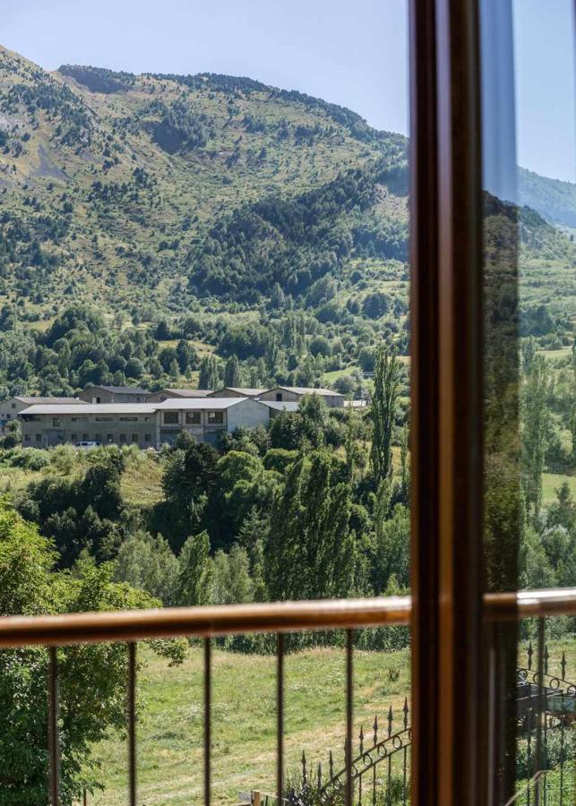 El Balcon Familiar Del Pacino Apartment Sallent De Gallego Ngoại thất bức ảnh