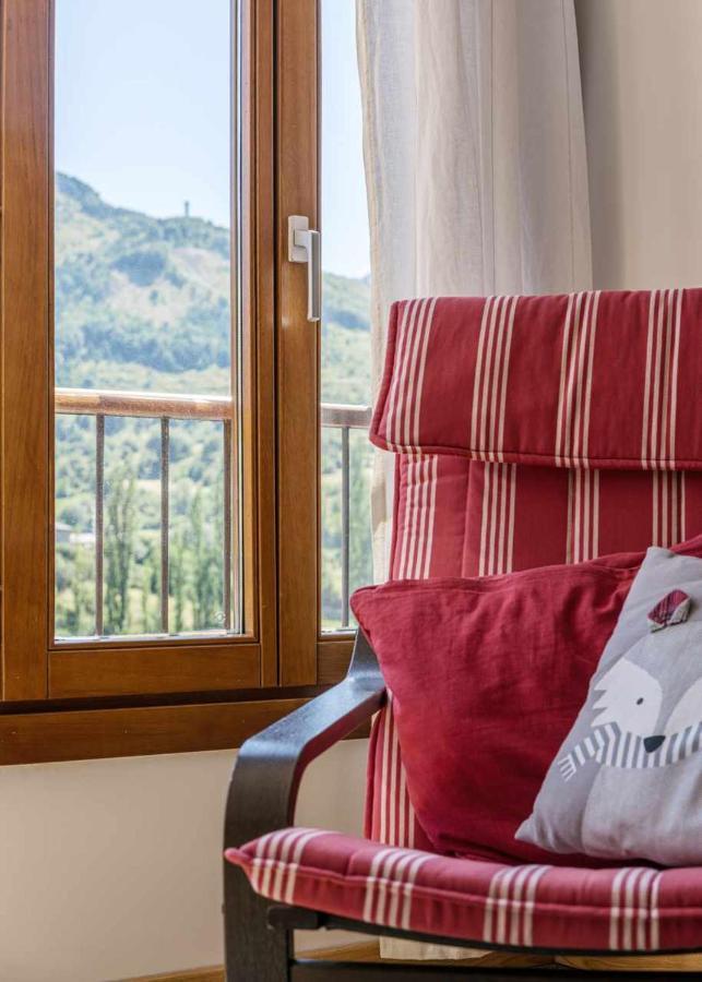 El Balcon Familiar Del Pacino Apartment Sallent De Gallego Ngoại thất bức ảnh